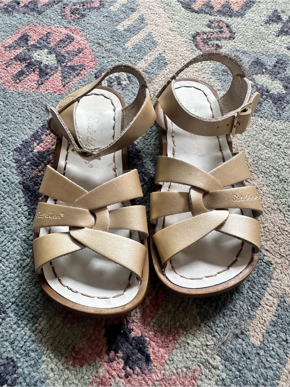 Saltwater Sandals in Gold Leather - Size 11